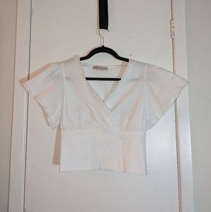 Beautiful Rinascimento Fluttery White Blouse